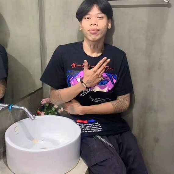 แชท โสด  ที่อยู่ กรุงเทพมหานคร