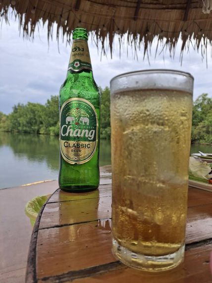 แชท หาเพื่อนคุย, หาเพื่อนเที่ยว  ที่อยู่ กรุงเทพมหานคร