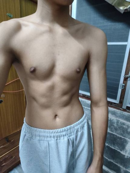 แชท หากิ๊ก, โสด  ที่อยู่  ชลบุรี