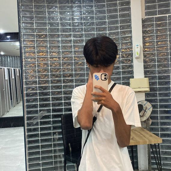 แชท หากิ๊ก  ที่อยู่  อุดรธานี
