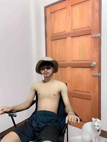 แชท หาเพื่อนคุย, หากิ๊ก 