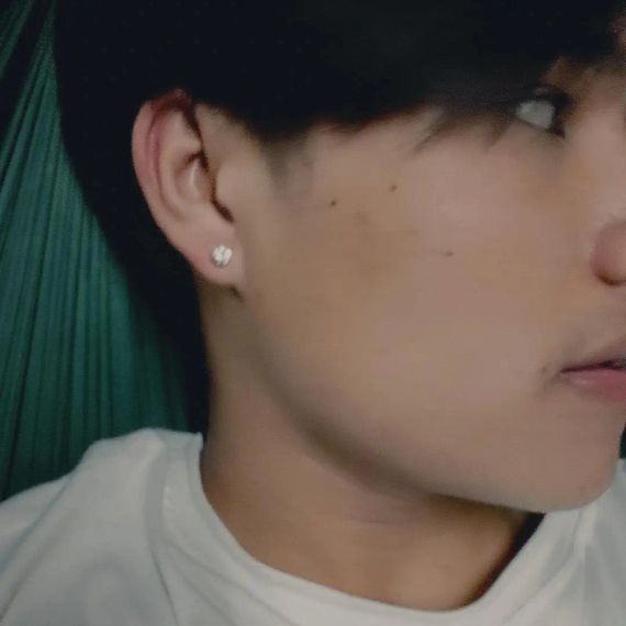 แชท หากิ๊ก, โสด 