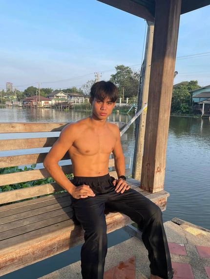แชท หาเพื่อนคุย 