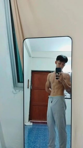 แชท หาเพื่อนคุย, โสด