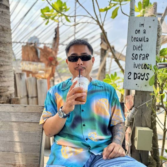 แชท หากิ๊ก  ที่อยู่  สมุทรสาคร