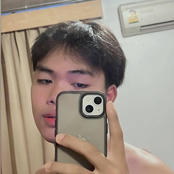 แชท หากิ๊ก  ที่อยู่ กรุงเทพมหานคร