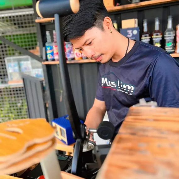 แชท หาแฟน, หากิ๊ก  ที่อยู่  นนทบุรี