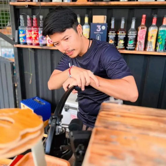 แชท หาแฟน, หากิ๊ก  ที่อยู่  นนทบุรี
