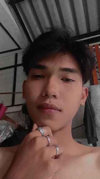 chat chat, meet now from Nakhon Pathom