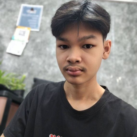 แชท หากิ๊ก, โสด 