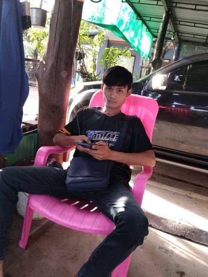 chat chat, find line friends  from Indonesia