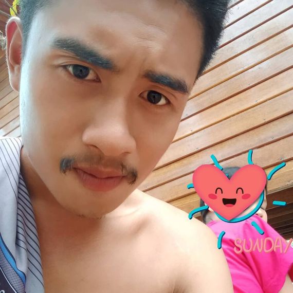 แชท หาเพื่อนคุย, โสด 
