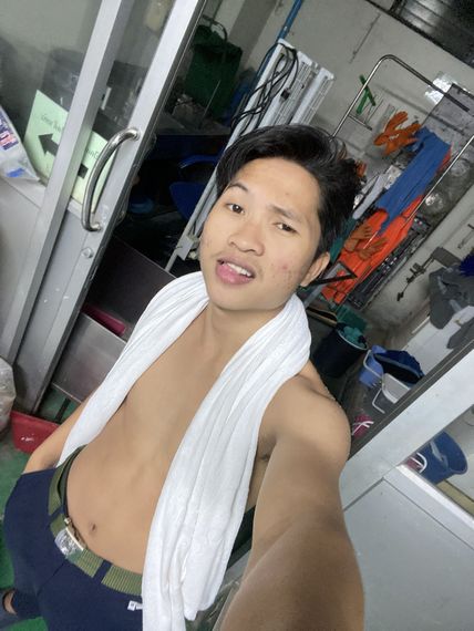 chat looking for friends 