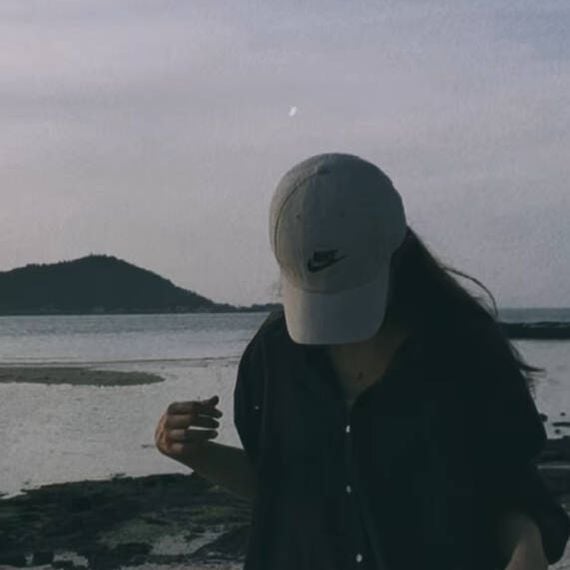 แชท หาเพื่อนคุย, โสด