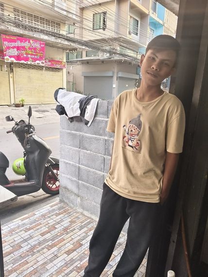 แชท หาเพื่อนคุย, โสด 