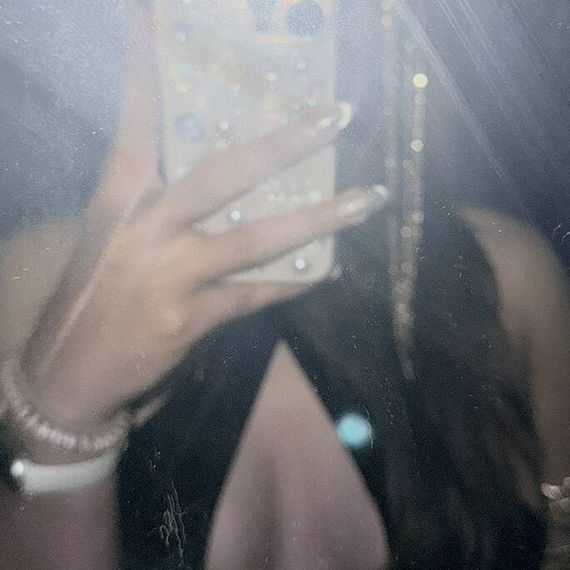 แชท หากิ๊ก, โสด  ที่อยู่ กรุงเทพมหานคร