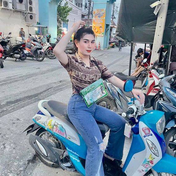 แชท หาเพื่อนคุย, หาเพื่อนเที่ยว  ที่อยู่  สมุทรปราการ