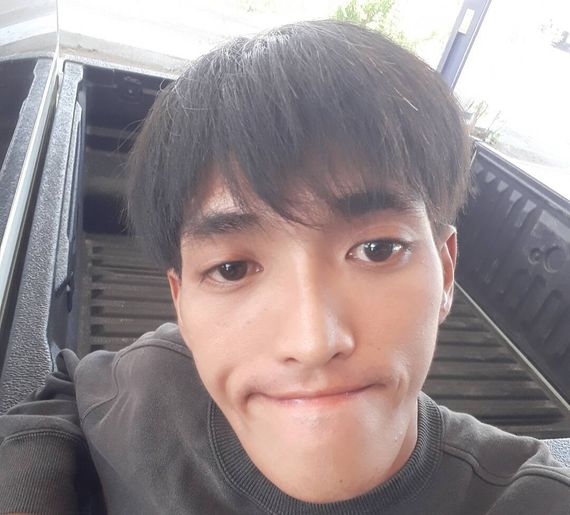 chat chat, single  from Chon Buri