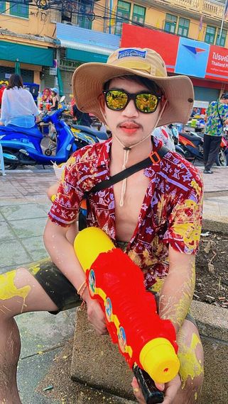 แชท หาเพื่อนคุย, หาเพื่อนเที่ยว  ที่อยู่ กรุงเทพมหานคร
