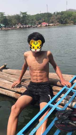 แชท หาเพื่อนคุย, โสด 