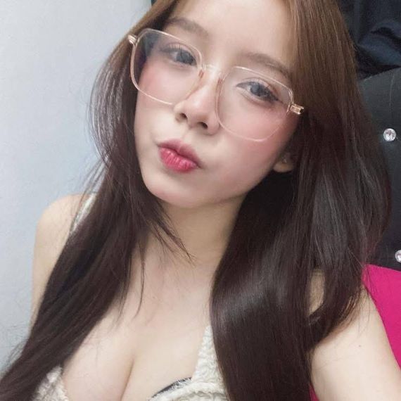 แชท หาเพื่อนคุย, หากิ๊ก 