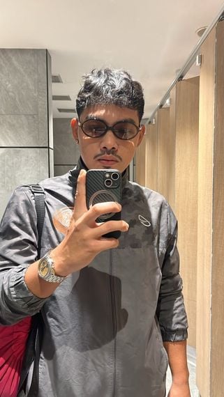 chat single from Bangkok