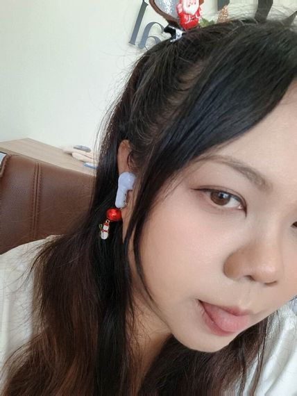 chat chat, live chat from Suphan Buri