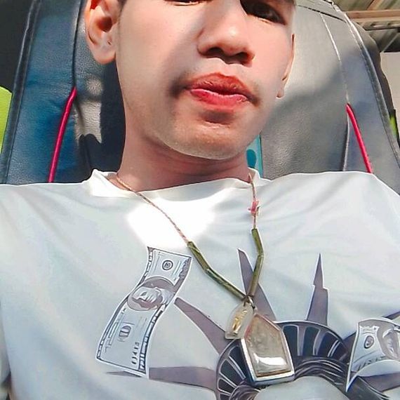 แชท หากิ๊ก, โสด 