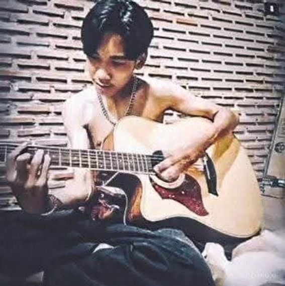 แชท หากิ๊ก  ที่อยู่ กรุงเทพมหานคร