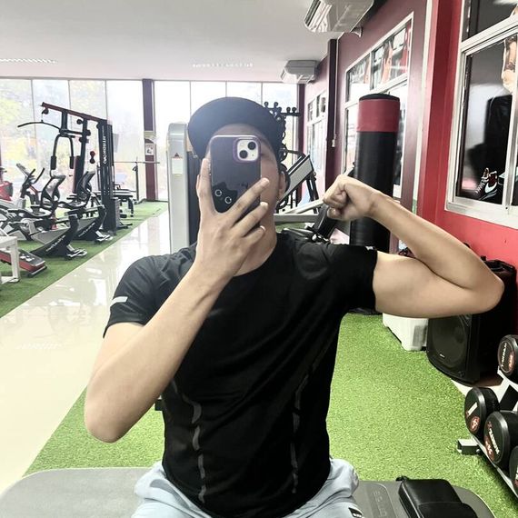 แชท หาเพื่อนเที่ยว  ที่อยู่  ปทุมธานี