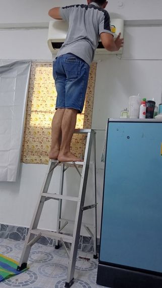 chat find love, chat  from Bangkok