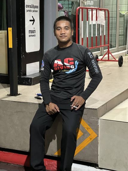chat find love, chat  from Bangkok