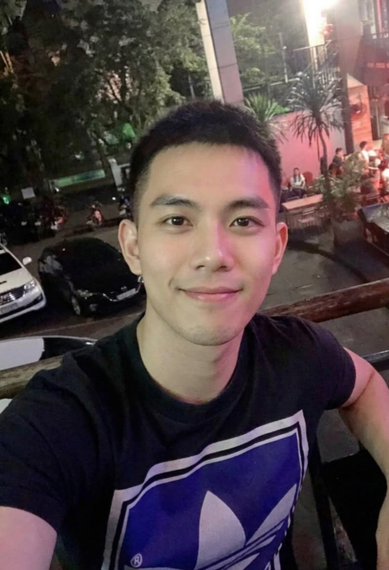 แชท หาเพื่อนคุย, โสด