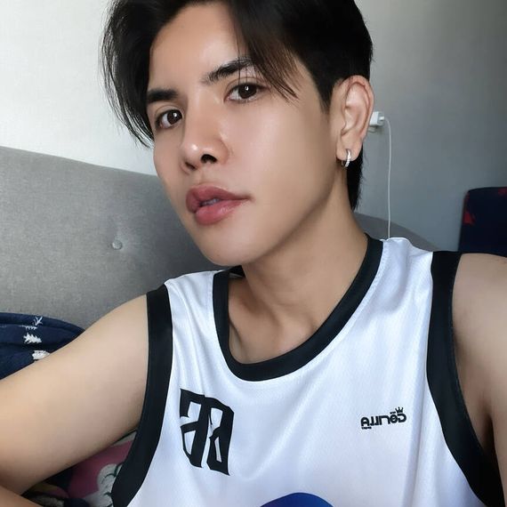 แชท โสด  ที่อยู่ กรุงเทพมหานคร