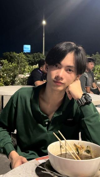 แชท หากิ๊ก  ที่อยู่ กรุงเทพมหานคร