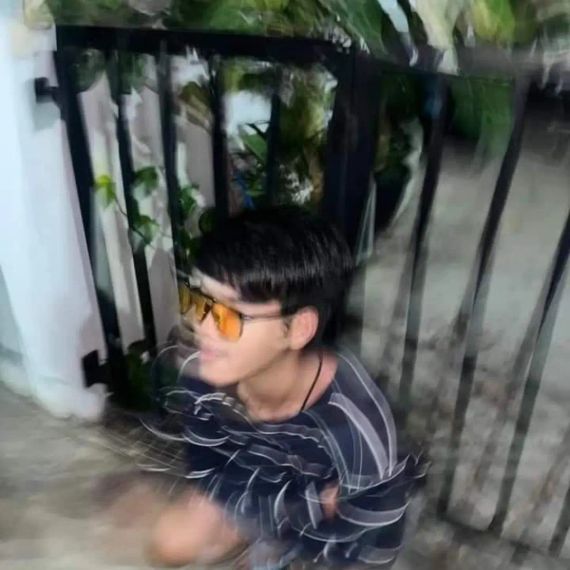แชท หากิ๊ก, โสด 