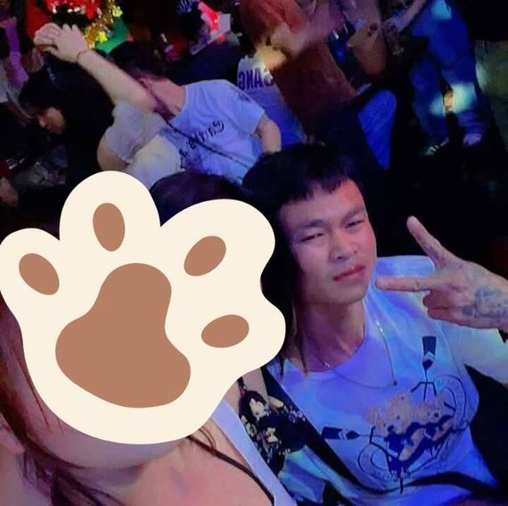 แชท หาเพื่อนคุย, หากิ๊ก 