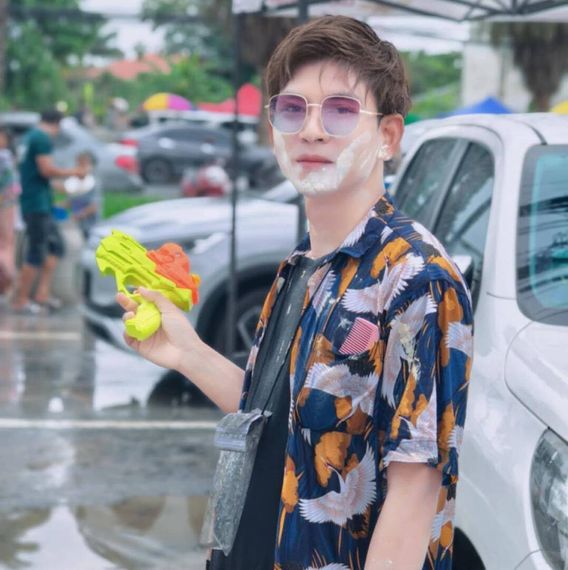 แชท หาเพื่อนคุย, หากิ๊ก 