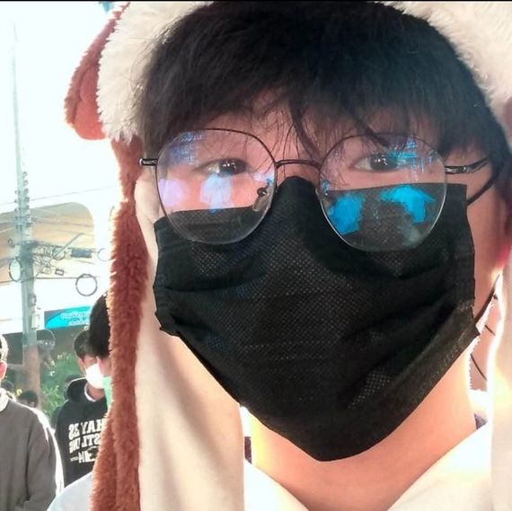 chat find love, chat  from Bangkok