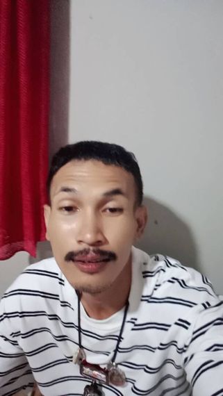 chat chat, hangout  from Buri Ram