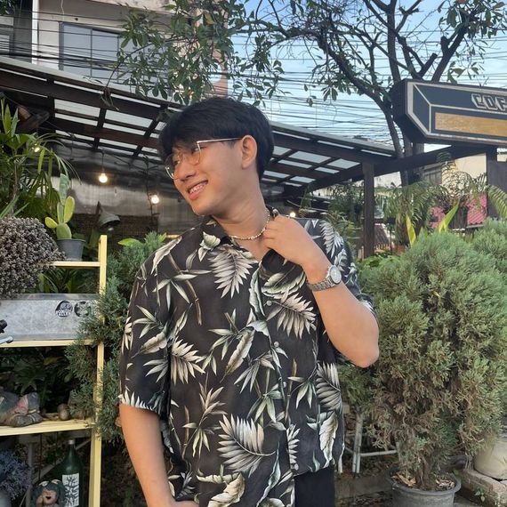 แชท หากิ๊ก, โสด  ที่อยู่ กรุงเทพมหานคร
