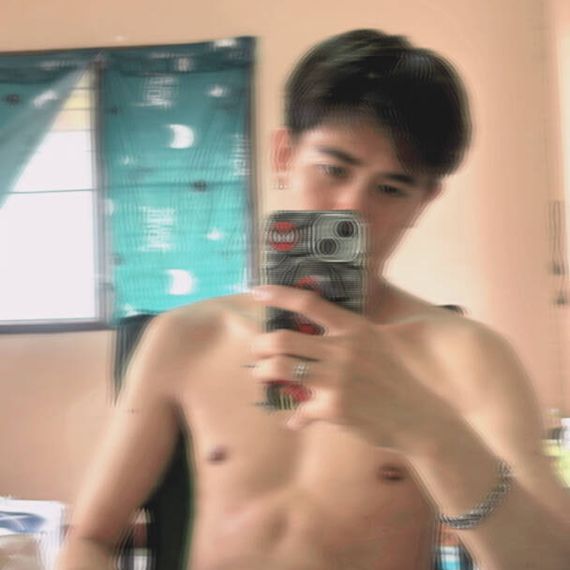 แชท หากิ๊ก, โสด 