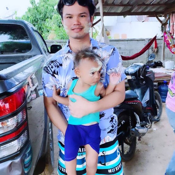 แชท โสด  ที่อยู่ กรุงเทพมหานคร