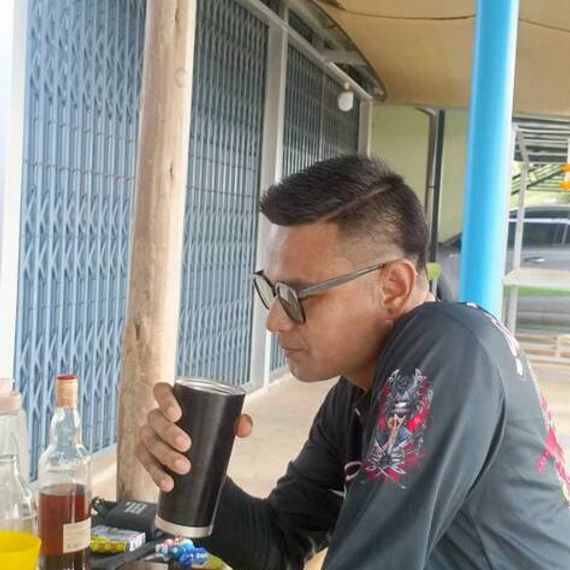 แชท หาเพื่อนคุย, หาเพื่อนไลน์  ที่อยู่  ชลบุรี