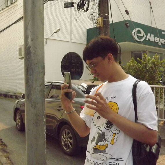 แชท หาเพื่อนคุย  ที่อยู่ กรุงเทพมหานคร