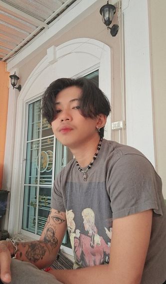 แชท หากิ๊ก, โสด