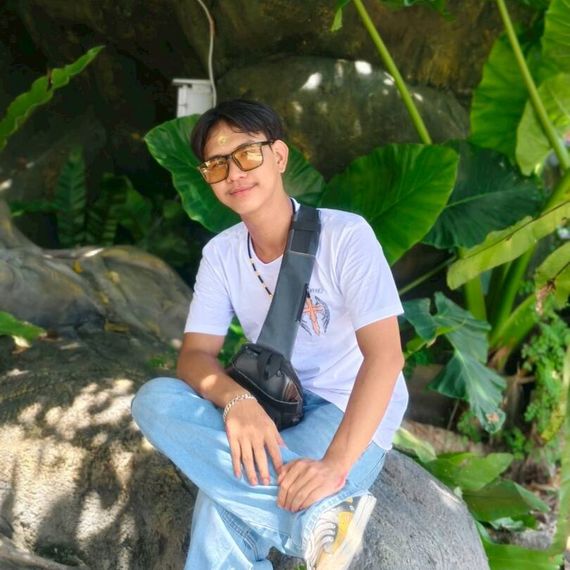 แชท หากิ๊ก  ที่อยู่ กรุงเทพมหานคร