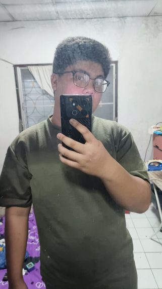 chat find love, chat  from Bangkok