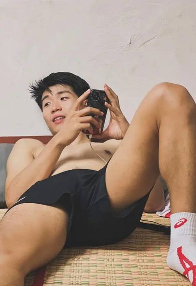 แชท หาเพื่อนคุย, โสด 