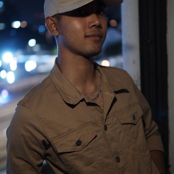 แชท หาแฟน, หาเพื่อนเที่ยว  ที่อยู่ กรุงเทพมหานคร